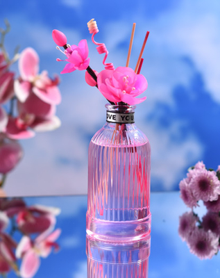 De Geurgift Vastgesteld Reed Diffuser With Sticks 200ml van het aromahuis
