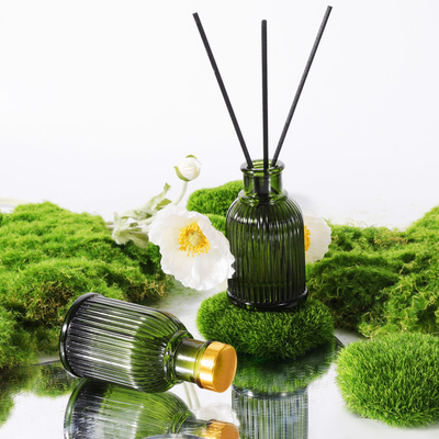 De Fles Reed Diffuser Private Label 100ml van het geurglas met Gouden Metaaldeksel