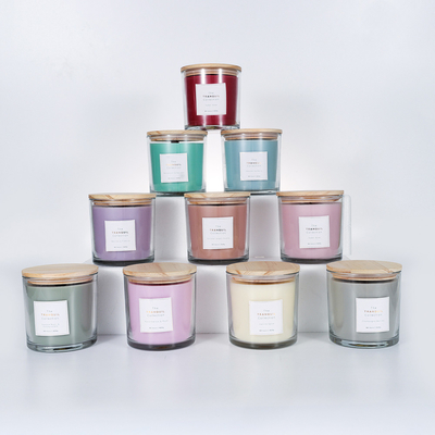 De met de hand gemaakte Witte Kaars van Sage Outdoor Glass Scented Soy van de Schuurvanille voor Huis