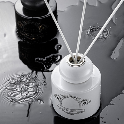 Van de de Flessenkruik van de luchtverfrissing Zwarte Witte van de de Geurolie de Geurkaarsen Reed Diffuser Gift