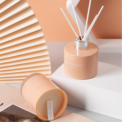 Van de de Geurolie van het AROMAhuis de Doosreeks van Reed Diffuser Scented Candle Gift Unieke