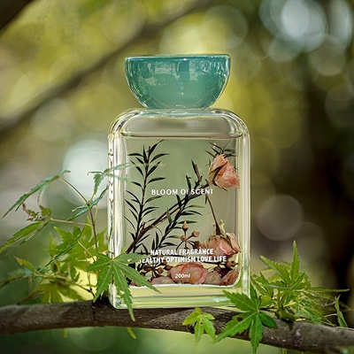 140ml van de het Deksel de Vastgestelde Zak van de etherische oliehars Verse Geur Reed Diffuser With Rose Flower