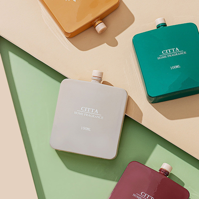 Lucht die van de de Geurolie van het Huisparfum de Stokglas Reed Diffuser Black fris worden
