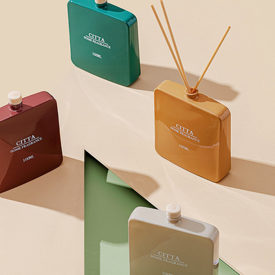 Lucht die van de de Geurolie van het Huisparfum de Stokglas Reed Diffuser Black fris worden