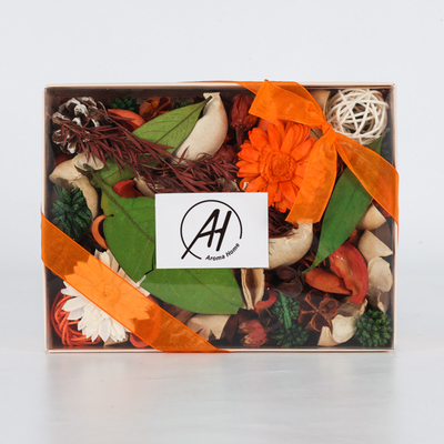 Het droge Bloem van de Katoenen Kleurrijke Privé Eeuwige Welriekend mengsel van gedroogde bloemen en kruiden Etiketgeur voor Huis Vastgestelde Gift