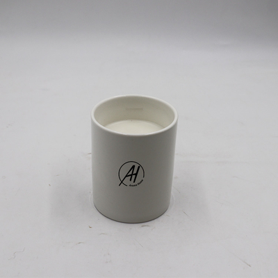 De aromasensatie bemerkte Witte Ceramische Kaars met Houten Wiek
