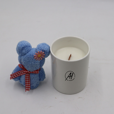 De aromasensatie bemerkte Witte Ceramische Kaars met Houten Wiek
