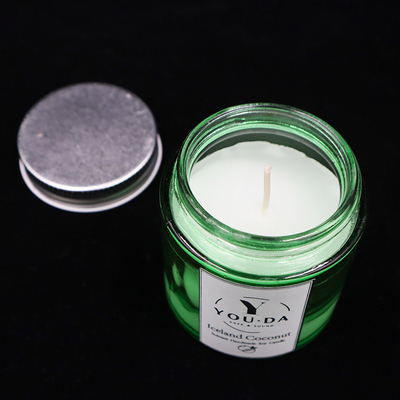 De sojawas bemerkte Eigengemaakt Mason Jar Candles Coconut Oil in Groen Glas