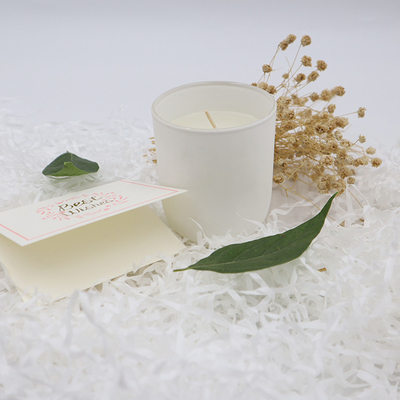 Kaarsen van de het Etiket Witte Bemerkte Soja van het aromahuis de Eenvoudige Privé