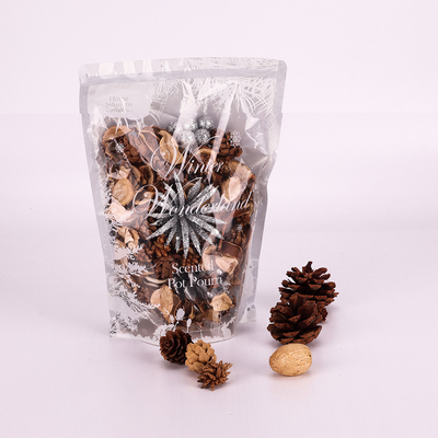 De kleine Eigengemaakte Zak 150g van het Welriekend mengsel van gedroogde bloemen en kruidensachets Bemerkte Welriekend mengsel van gedroogde bloemen en kruiden voor Lade
