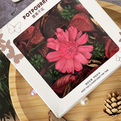OEM Bemerkte Rose Petal Potpourri Dry Flower 110g voor de Lente