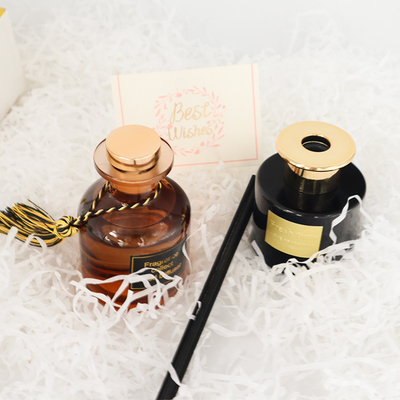 De Luxegift van aromareed diffuser 126ml in Bruine Fles voor Huisgeur die wordt geplaatst
