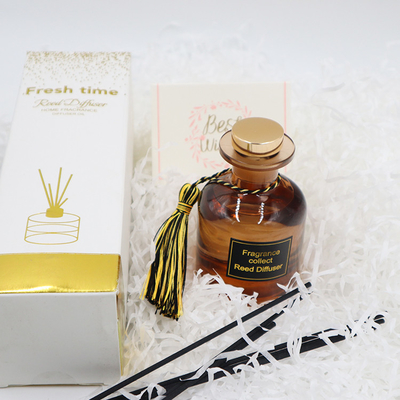 De Luxegift van aromareed diffuser 126ml in Bruine Fles voor Huisgeur die wordt geplaatst