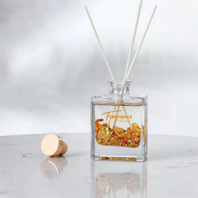 Kerstmiskaneel Reed Diffuser Perfume 120ml met Gouden Zilveren Folie