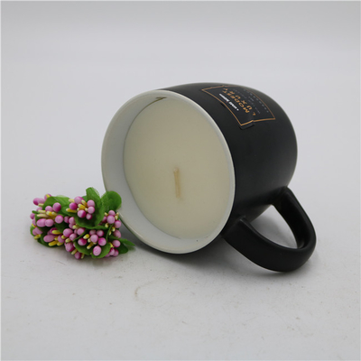 De bemerkte Matte Black Ceramic Citronella Candle-Kaars van de Theekop