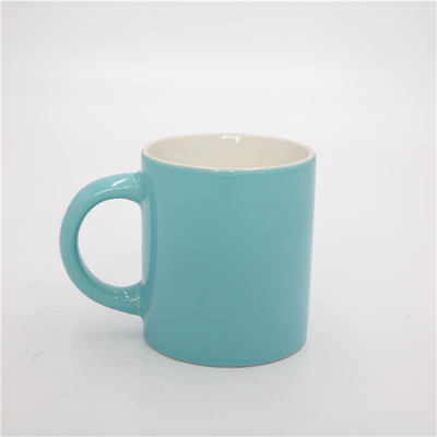 Bemerkte de Glanzende Blauwe Ronde de Theekop van het aromahuis Ceramische Sojakaars 5.5oz
